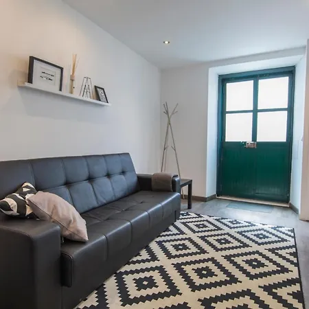 Alfama Typical Beco Da Adica Apartment Lisbon